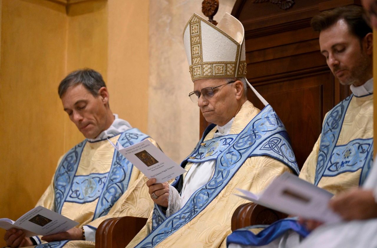 Papa: assim como Maria, devemos aprender a confiar. O tempo de Deus é perfeito