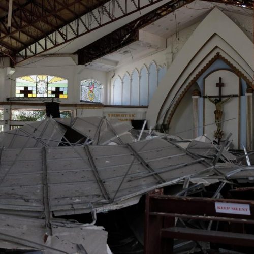 Filipinas: Igreja realiza coleta especial enquanto se avaliam os danos do terremoto